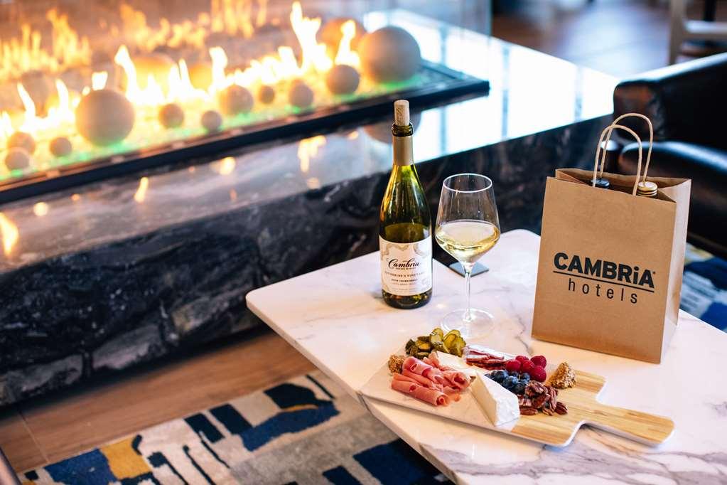 Cambria Hotel Manchester South Windsor Restaurant foto