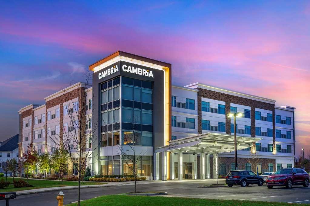 Cambria Hotel Manchester South Windsor Exterior foto